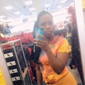 Meet your Posher, Annie